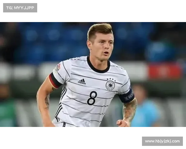 拉齐奥全攻全守战术的创新与实践如何彻底改变比赛节奏与战略布局